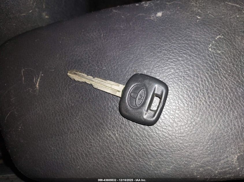 2008 Toyota Yaris VIN: JTDBT923381284466 Lot: 43885532