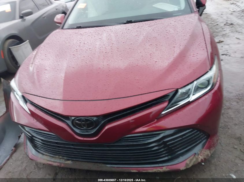 2018 Toyota Camry Le VIN: 4T1B11HK1JU571875 Lot: 43885657