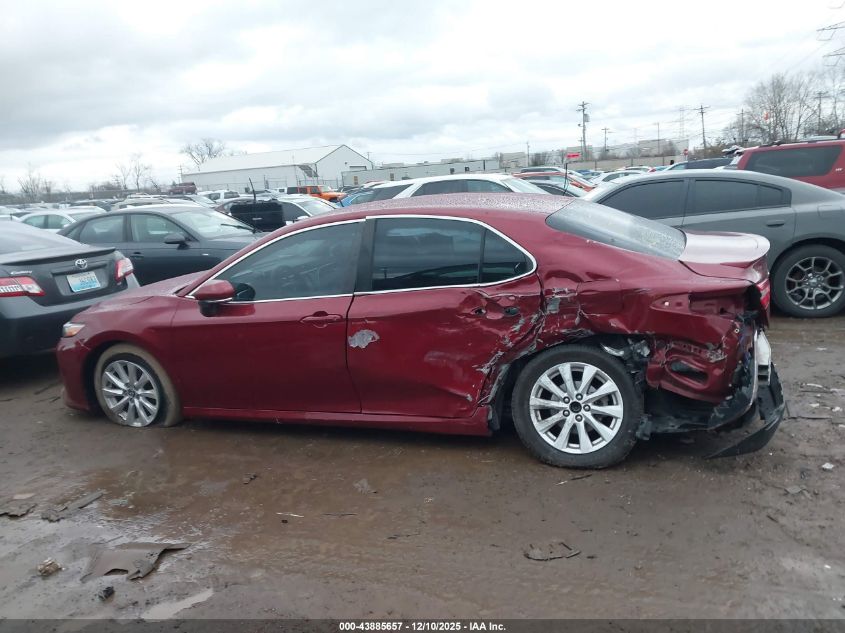 2018 Toyota Camry Le VIN: 4T1B11HK1JU571875 Lot: 43885657