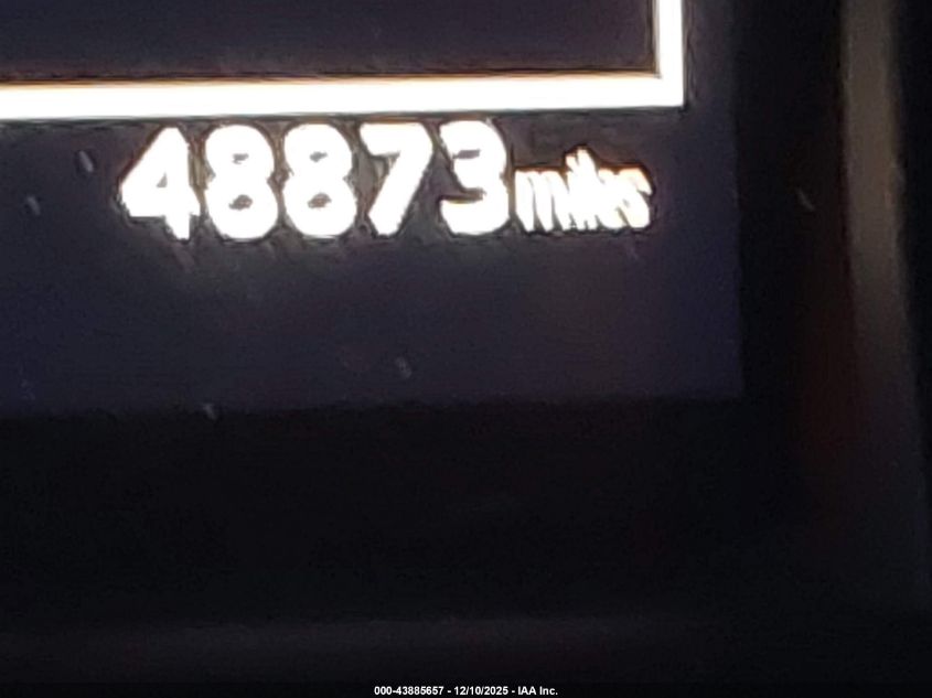 2018 Toyota Camry Le VIN: 4T1B11HK1JU571875 Lot: 43885657