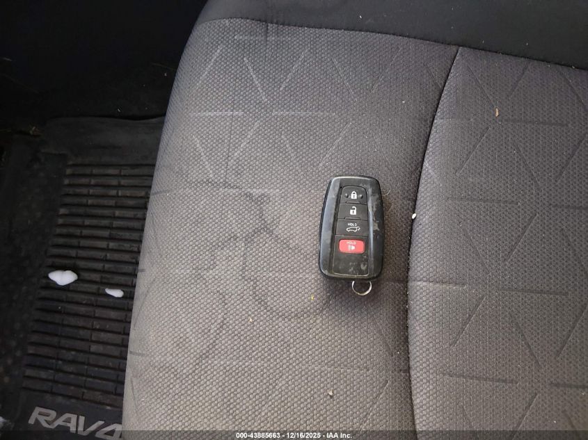 2020 Toyota Rav4 Hybrid Xle VIN: 2T3RWRFV1LW047549 Lot: 43885663