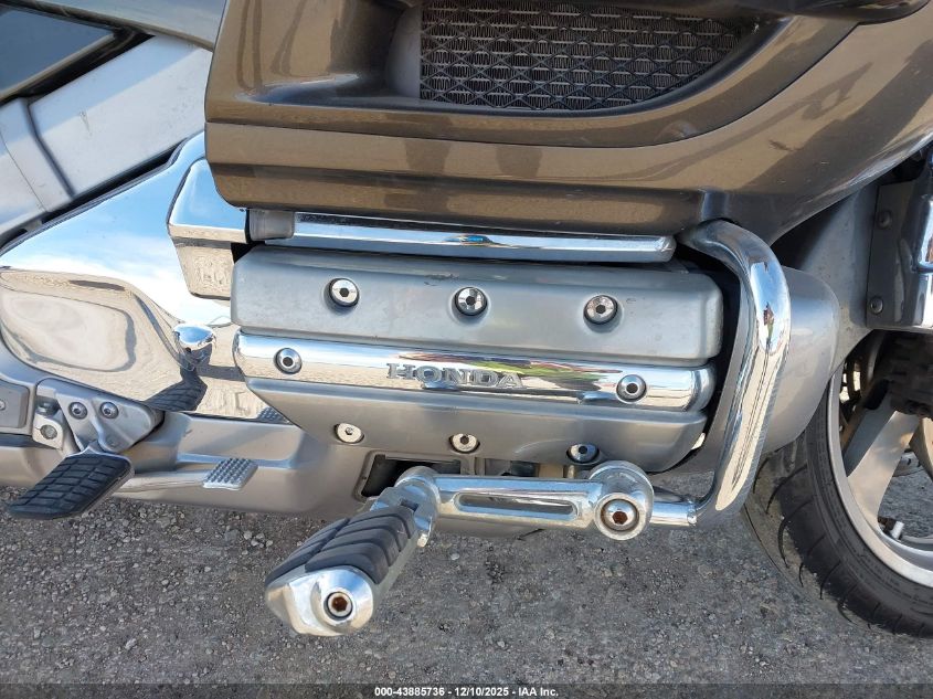 2010 Honda Gl1800 VIN: 1HFSC47GXAA907477 Lot: 43885736