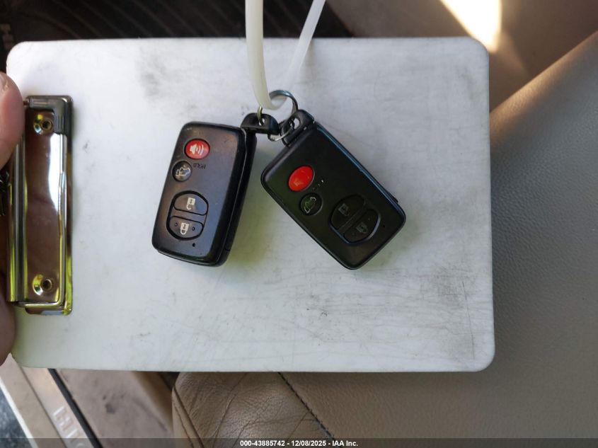 2008 Toyota Highlander Limited VIN: JTEES42A582009768 Lot: 43885742