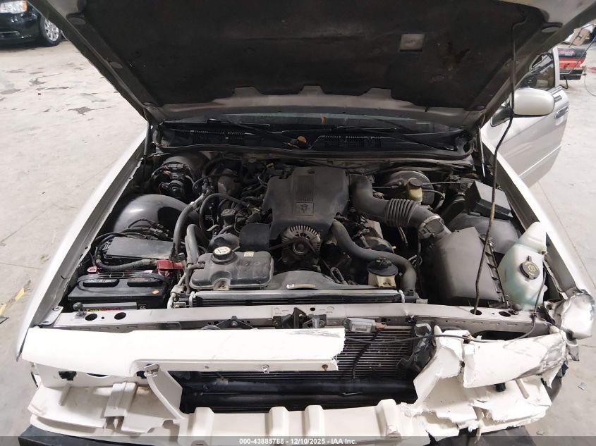 2003 Mercury Grand Marquis Ls VIN: 2MEFM75W13X687482 Lot: 43885788