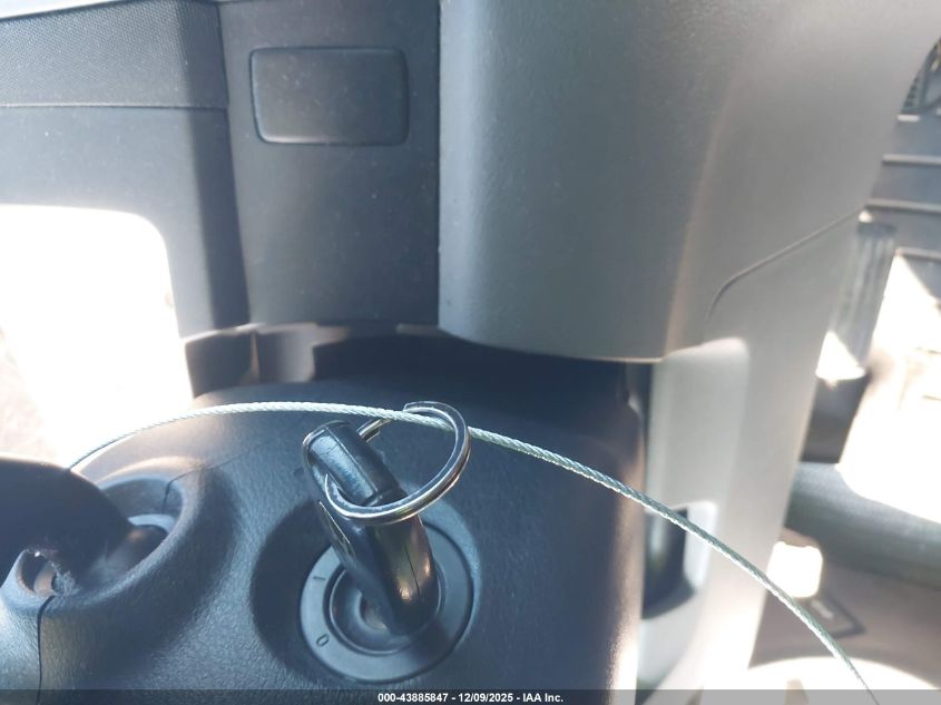 2009 Honda Cr-V Lx VIN: 3CZRE38389G705432 Lot: 43885847