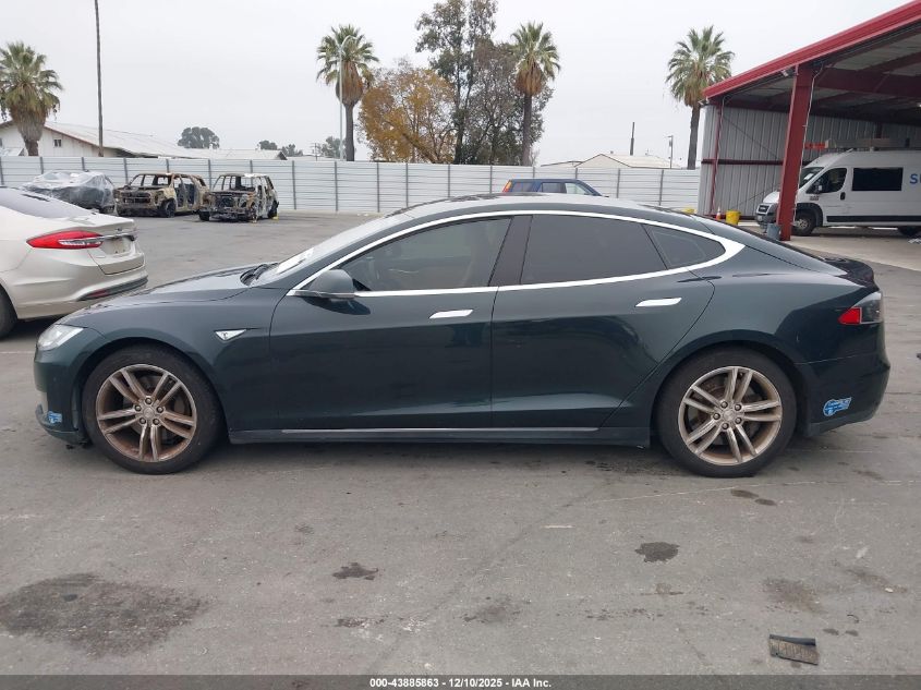 2013 Tesla Model S VIN: 5YJSA1CN0DFP12602 Lot: 43885863