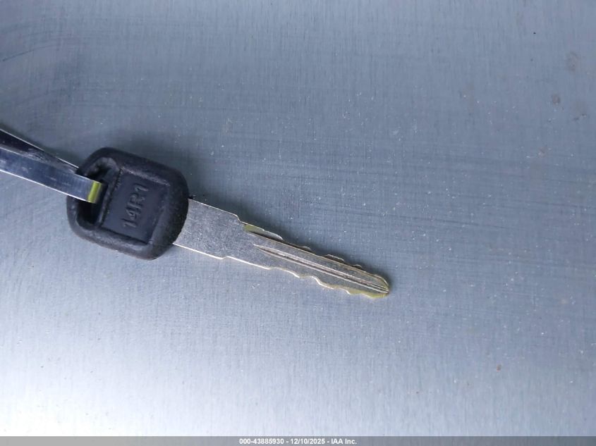 2001 Chevrolet Tahoe Ls VIN: 1GNEC13T81R199182 Lot: 43885930