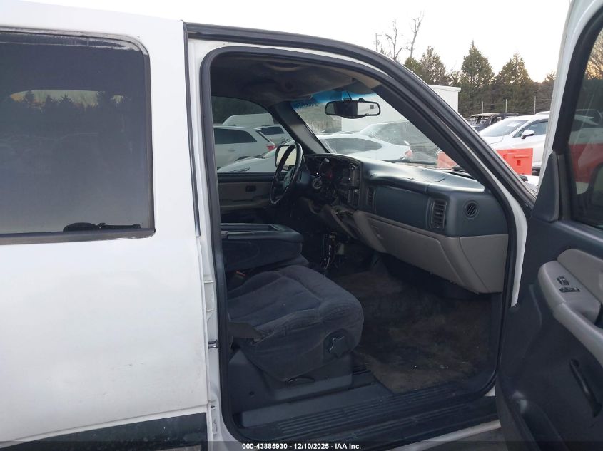 2001 Chevrolet Tahoe Ls VIN: 1GNEC13T81R199182 Lot: 43885930