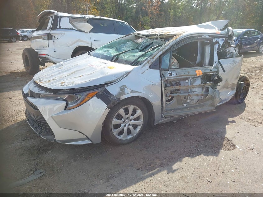 2025 TOYOTA COROLLA auction photo 2