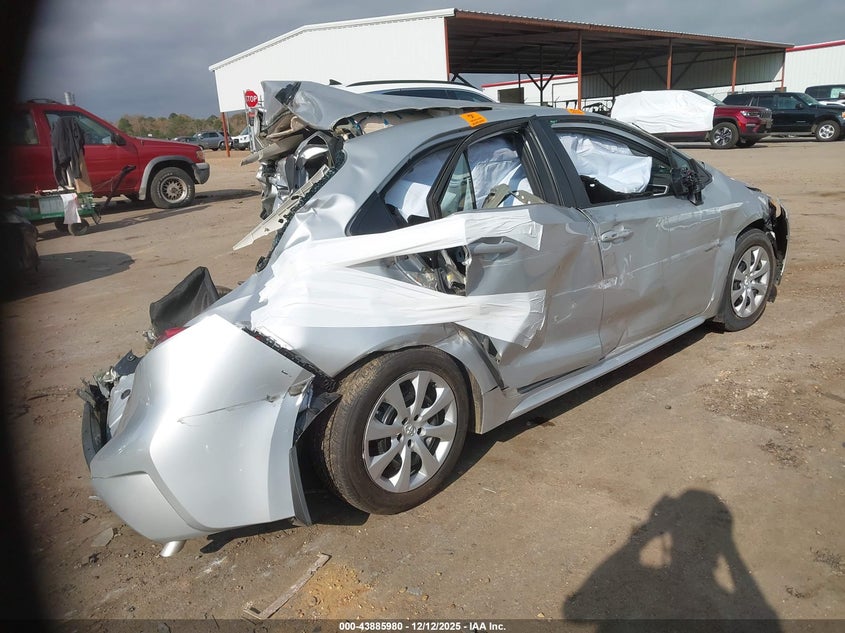 2025 TOYOTA COROLLA auction photo 4