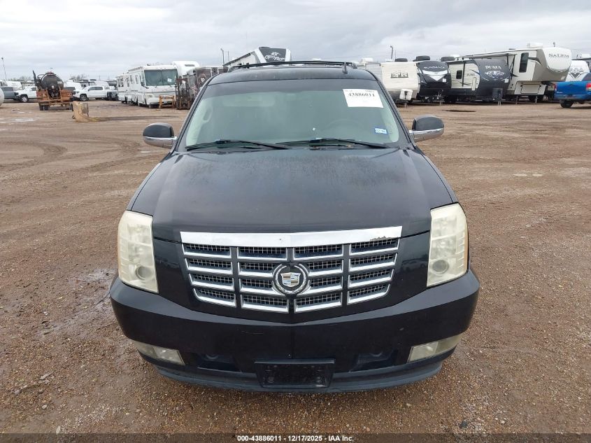 2008 Cadillac Escalade Standard VIN: 1GYEC63818R112910 Lot: 43886011