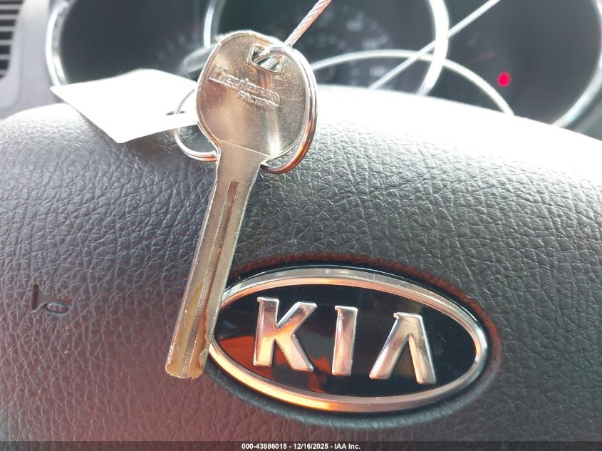 2011 Kia Sorento Lx VIN: 5XYKT3A16BG076277 Lot: 43886015