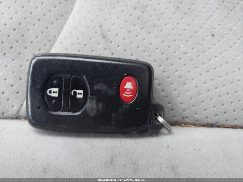 2011 Toyota Prius Two VIN: JTDKN3DU5B5326312 Lot: 43886083