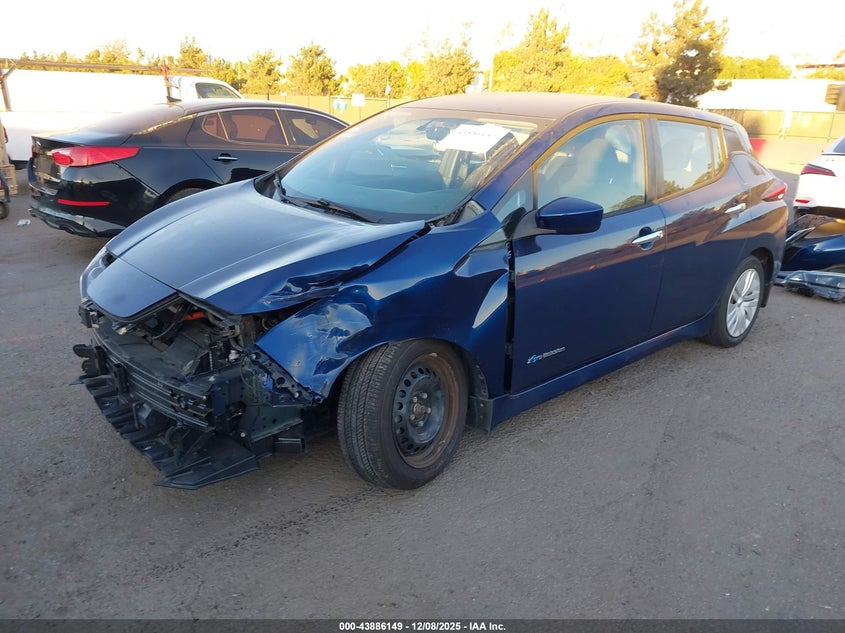 VIN 1N4AZ1CP3JC311565 2018 NISSAN LEAF S