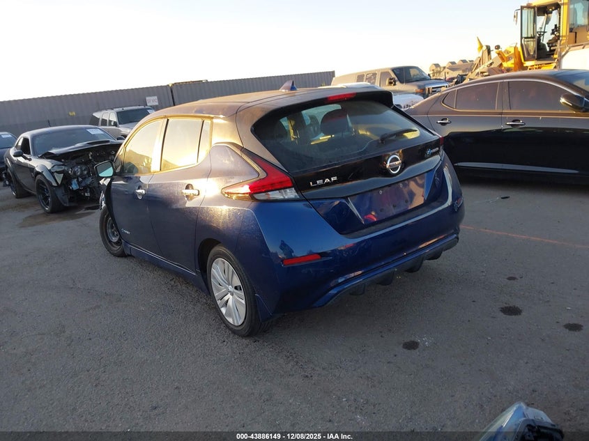 VIN 1N4AZ1CP3JC311565 2018 NISSAN LEAF S