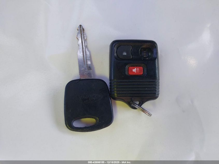 1999 Ford Explorer Eddie Bauer/Limited/Xlt VIN: 1FMDU34E7XZB42604 Lot: 43886159