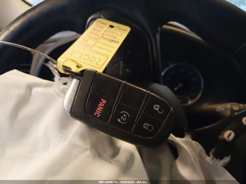 2017 Jeep Renegade Altitude 4X4 VIN: ZACCJBBB8HPE83702 Lot: 43886174