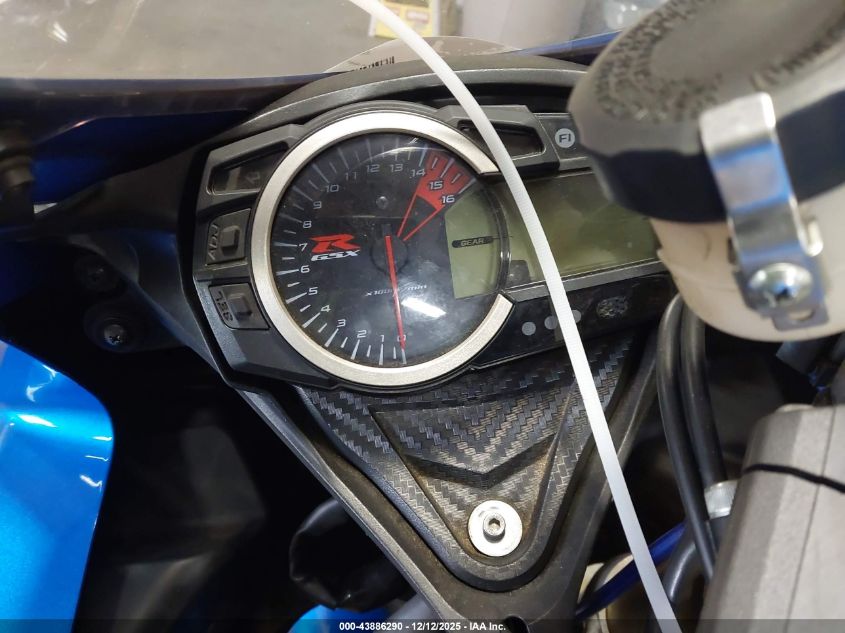 2018 Suzuki Gsx-R750 VIN: JS1GR7MA9J2101585 Lot: 43886290