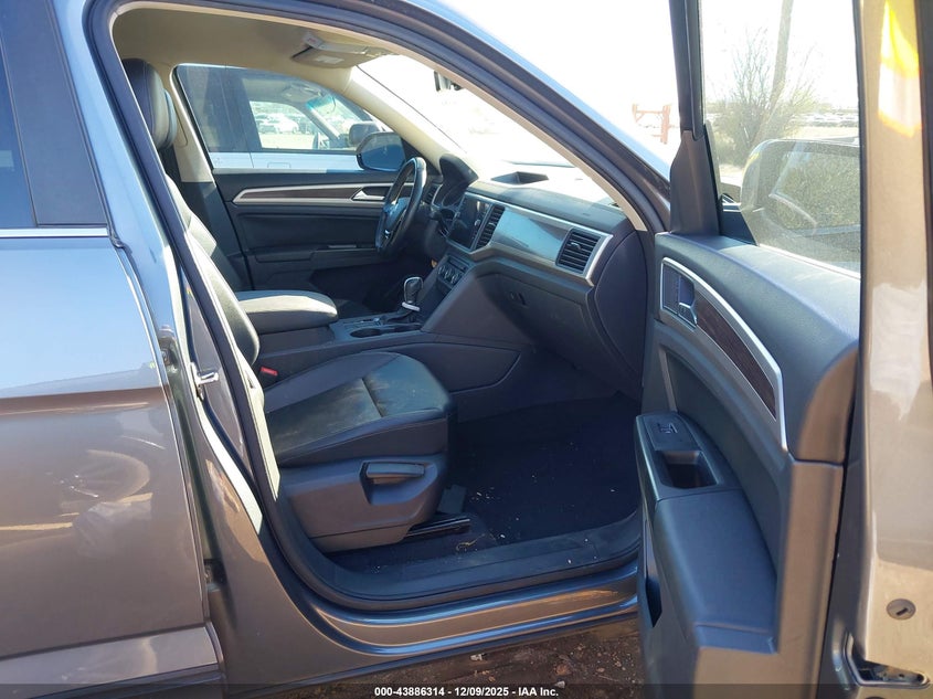 2019 Volkswagen Atlas 3.6L V6 Se W/Technology