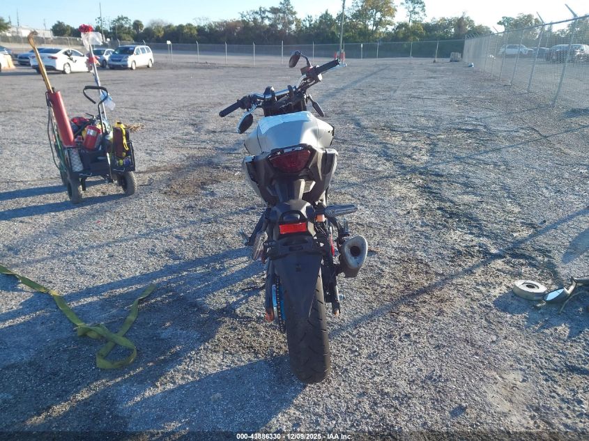 2025 Yamaha Mtn320 A VIN: MH3RH28EXSK001774 Lot: 43886330