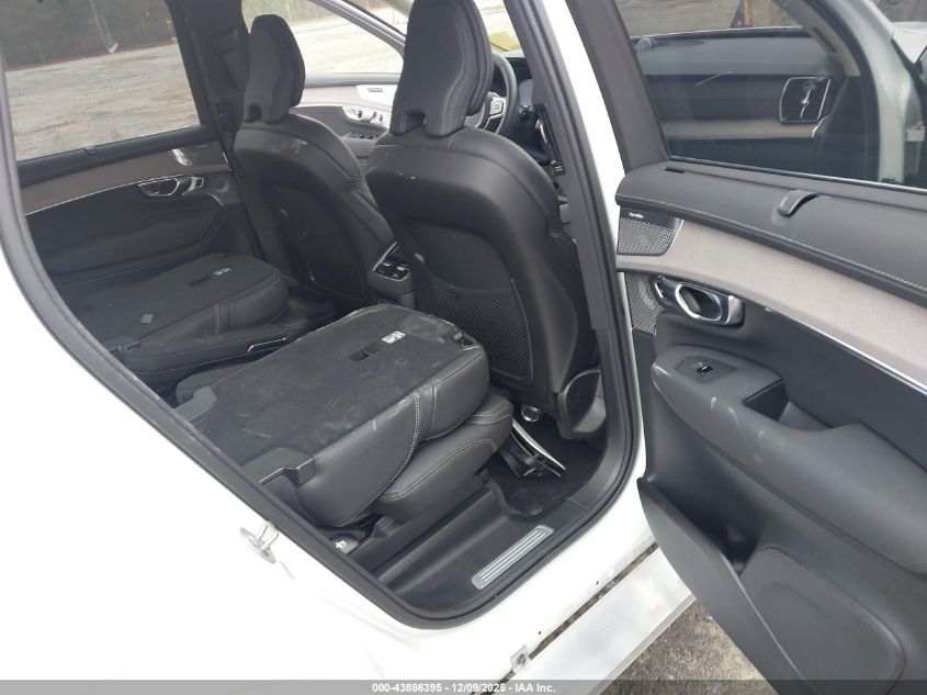 2025 Volvo Xc90 Plug-In Hybrid T8 Ultra 6-Seater VIN: YV4H60JG5S1385532 Lot: 43886395