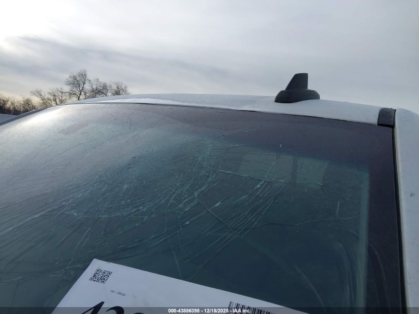 2016 Chevrolet Silverado 1500 1Lt VIN: 3GCUKREC1GG195745 Lot: 43886398