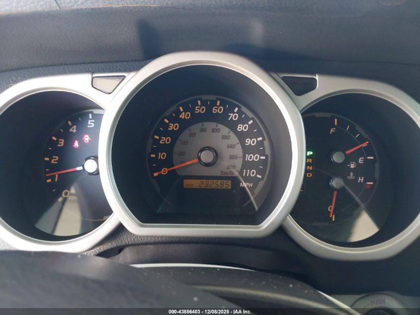 2004 Toyota 4Runner Sr5 V6 VIN: JTEZU14R140029745 Lot: 43886403