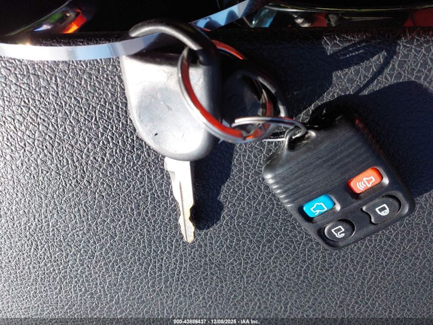 2007 Ford Mustang Gt Deluxe/Gt Premium VIN: 1ZVFT82H275242544 Lot: 43886437