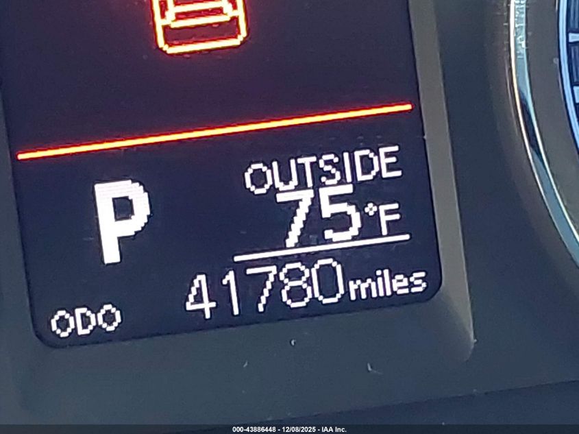 2019 Toyota Corolla Le VIN: 5YFBURHE2KP917144 Lot: 43886448