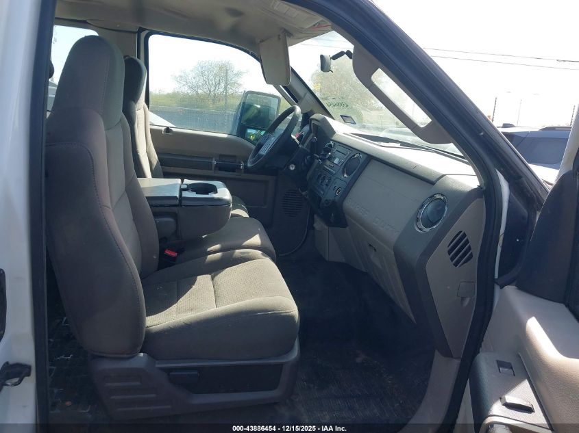 2009 Ford F-350 Chassis Lariat/Xl/Xlt VIN: 1FDWX37R89EB09880 Lot: 43886454