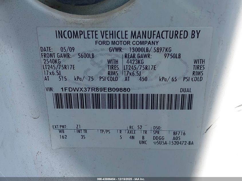 2009 Ford F-350 Chassis Lariat/Xl/Xlt VIN: 1FDWX37R89EB09880 Lot: 43886454