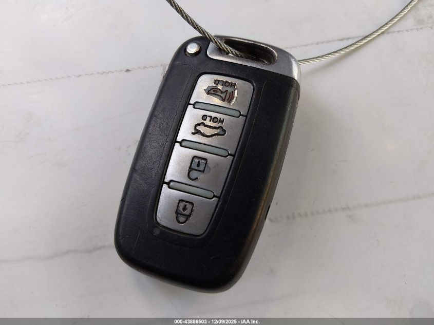 2013 Hyundai Elantra Limited (Ulsan Plant) VIN: KMHDH4AE7DU869085 Lot: 43886503