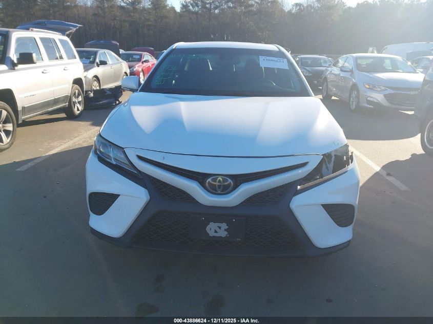 2018 Toyota Camry Se VIN: 4T1B11HK9JU571848 Lot: 43886624