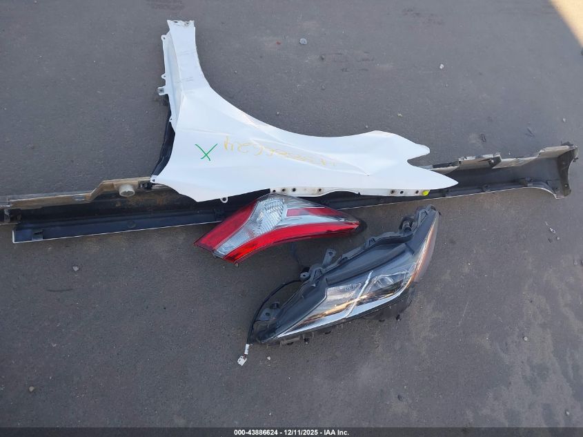 2018 Toyota Camry Se VIN: 4T1B11HK9JU571848 Lot: 43886624