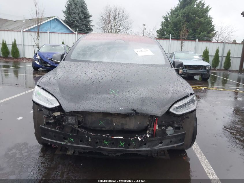 2017 Tesla Model X 100D/75D/90D VIN: 5YJXCAE29HF057719 Lot: 43886649