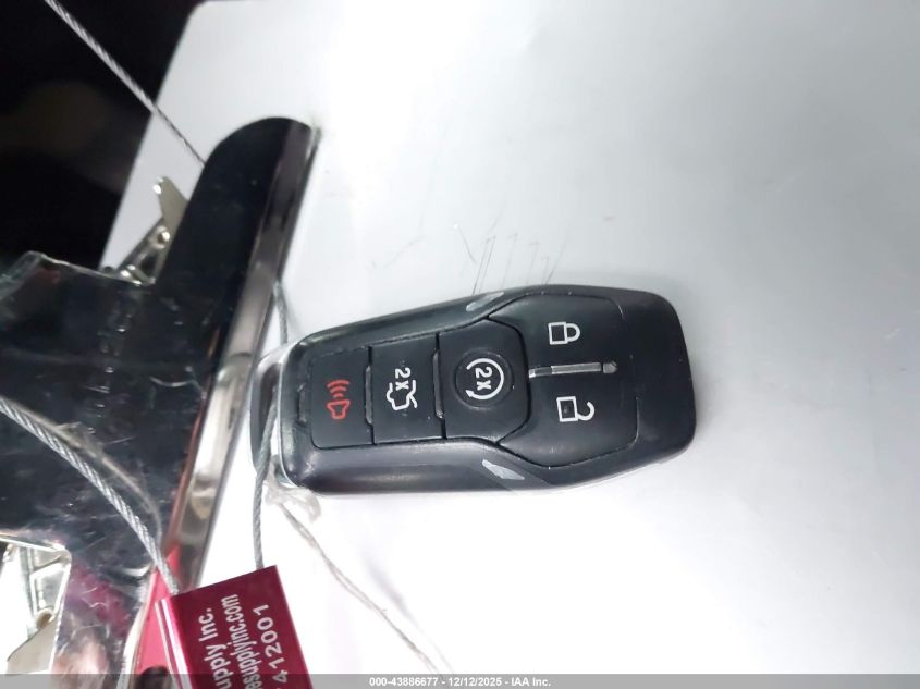 2015 Ford F-150 Platinum VIN: 1FTEW1EG0FFA31898 Lot: 43886677