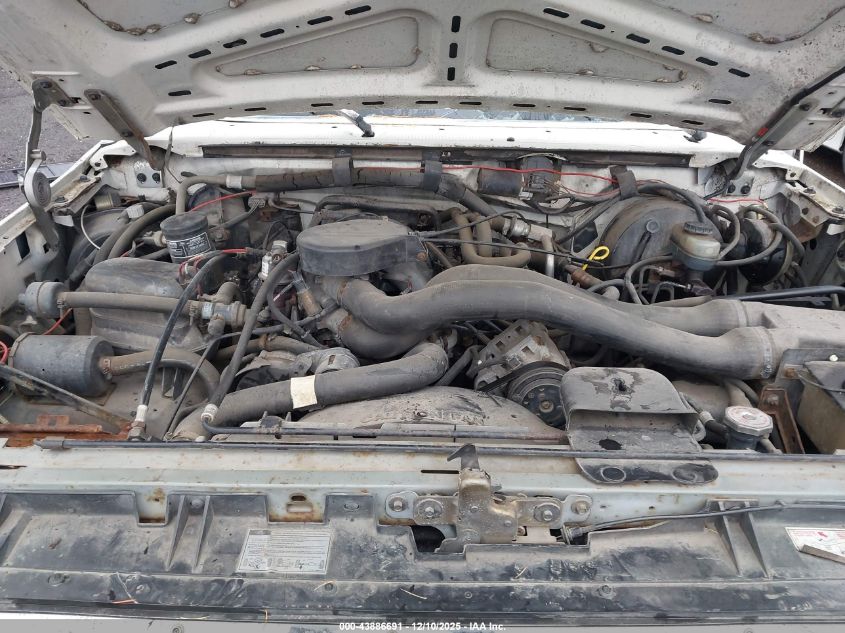 1991 Ford F250 VIN: 2FTHF25H5MCA15216 Lot: 43886691