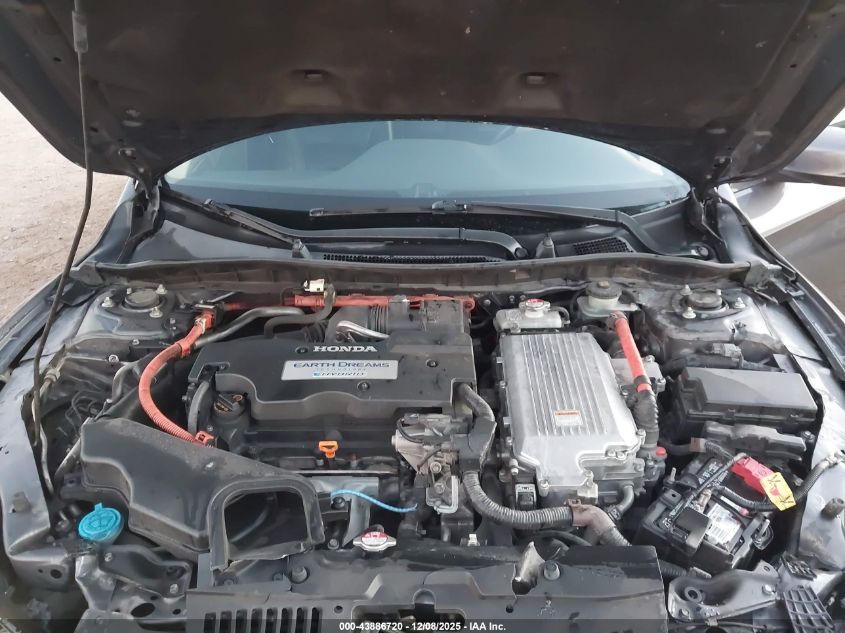 2015 Honda Accord Hybrid Touring VIN: 1HGCR6F74FA009976 Lot: 43886720