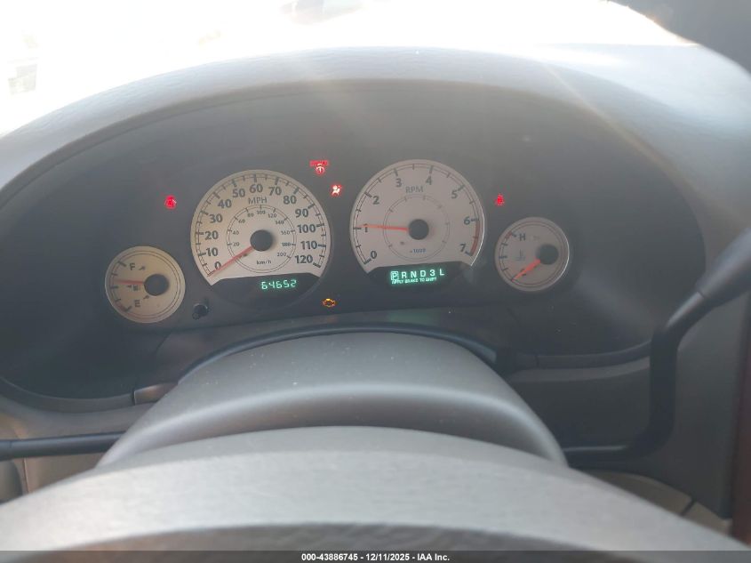 2005 Chrysler Town & Country Lx VIN: 2C4GP44R25R318998 Lot: 43886745