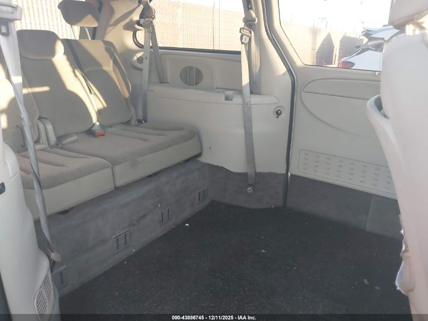 2005 Chrysler Town & Country Lx VIN: 2C4GP44R25R318998 Lot: 43886745