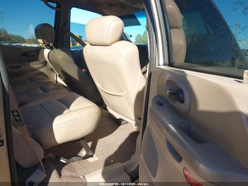 2002 Ford F-150 Lariat/Xlt VIN: 1FTRW07L32KB59706 Lot: 43886790