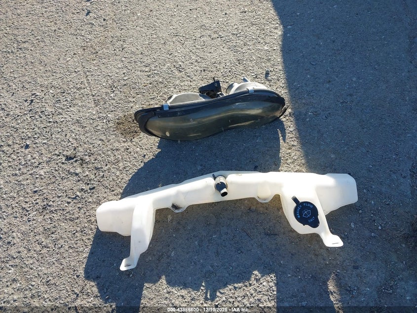 2G1FP22G012132518 2001 CHEVROLET CAMARO photo no. 12