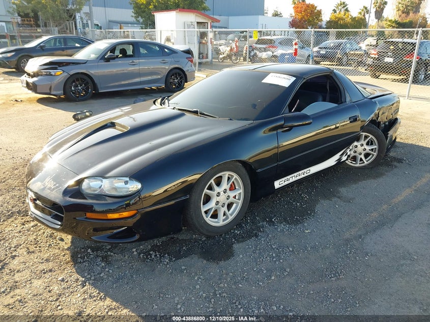 2G1FP22G012132518 2001 CHEVROLET CAMARO photo no. 2