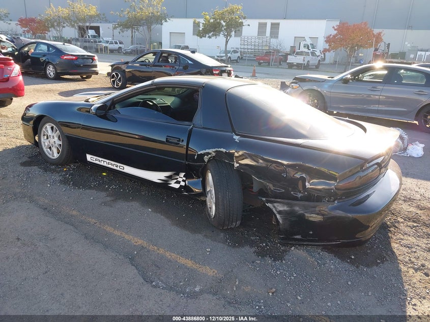 2G1FP22G012132518 2001 CHEVROLET CAMARO photo no. 3
