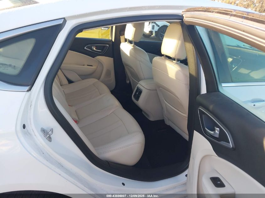 2015 Chrysler 200 C VIN: 1C3CCCCG3FN585946 Lot: 43886807