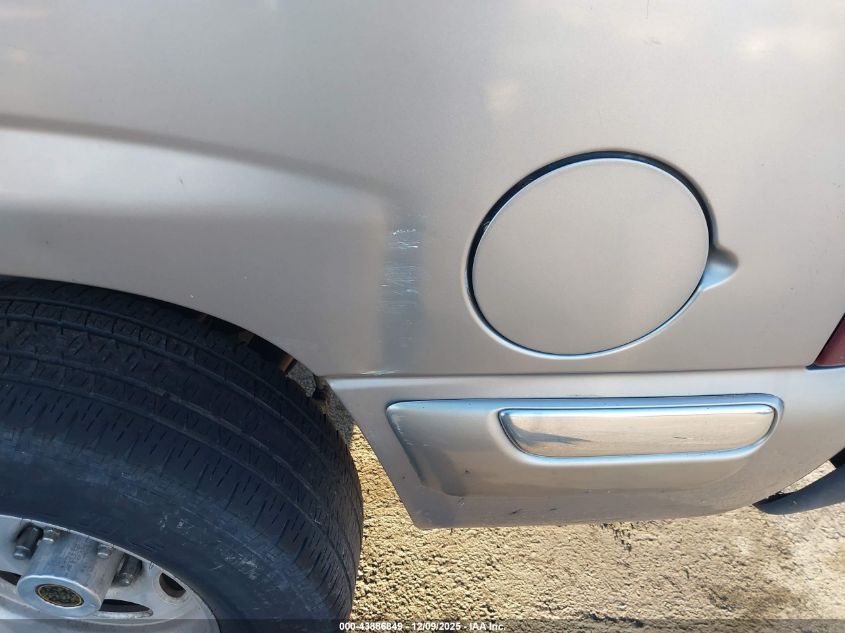 2000 GMC Yukon Slt VIN: 1GKEK13TXYJ134133 Lot: 43886849