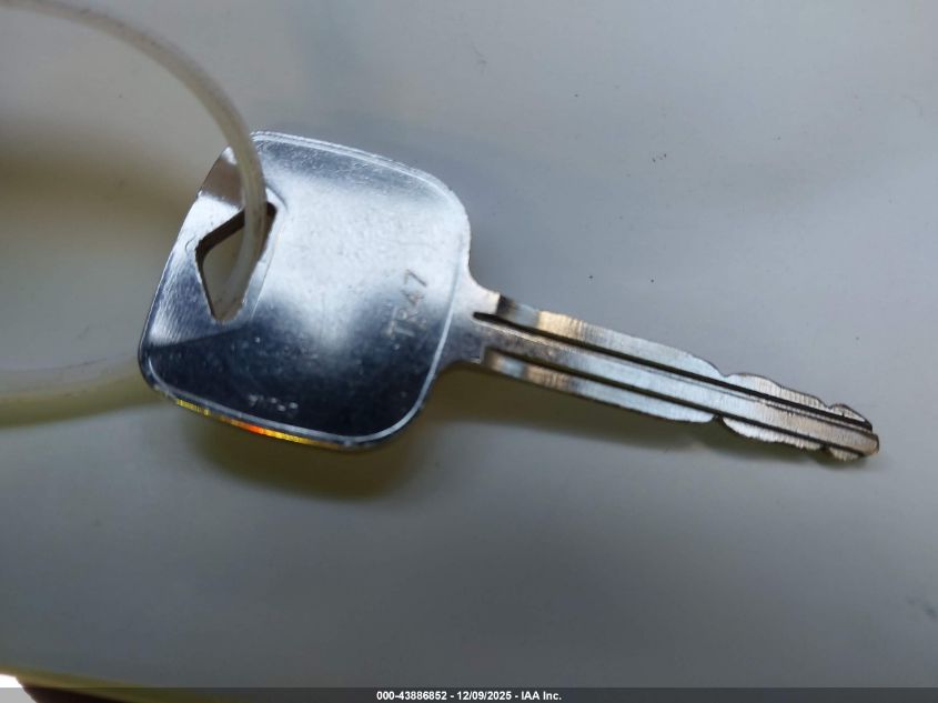 2004 Scion Xb VIN: JTLKT324340150521 Lot: 43886852