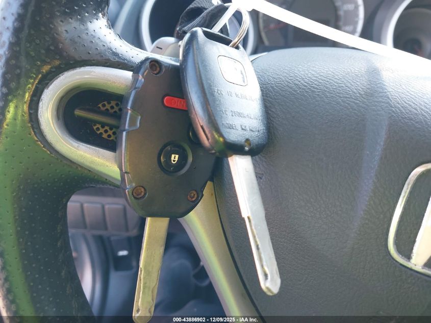 2009 Honda Fit Sport VIN: JHMGE88419S065462 Lot: 43886902