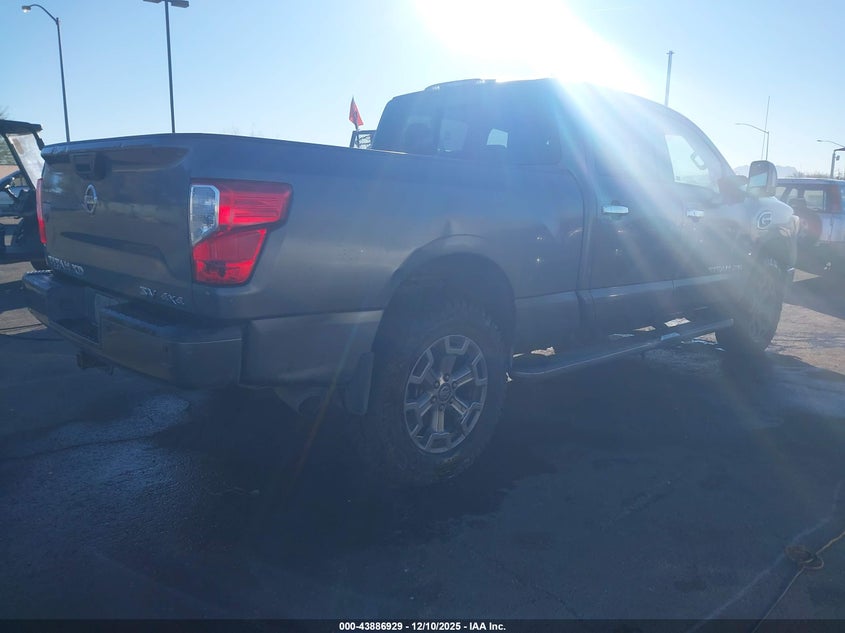VIN 1N6BA1F45JN524901 2018 NISSAN TITAN XD SV DIESEL
