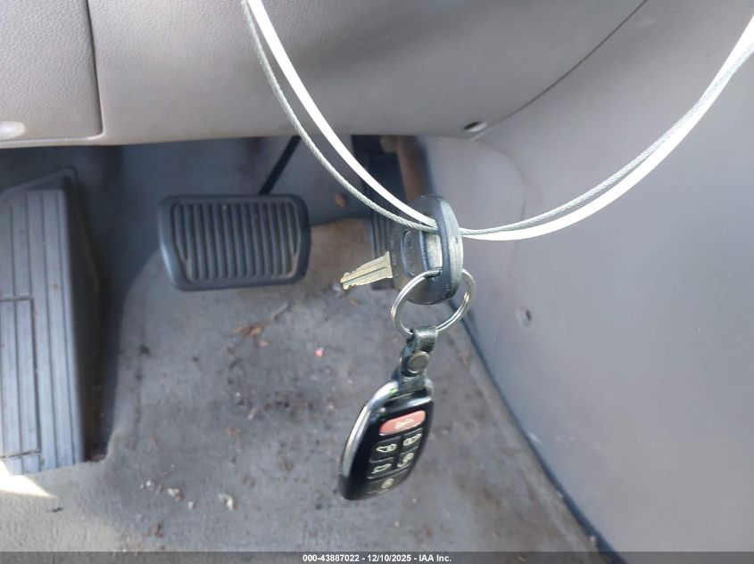 2007 Kia Sedona Ex VIN: KNDMB233576112152 Lot: 43887022